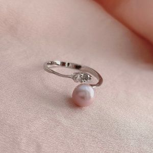 Light Violet Pearl Sterling Silver Ring